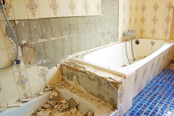 Bathtub Demolition in Concord
